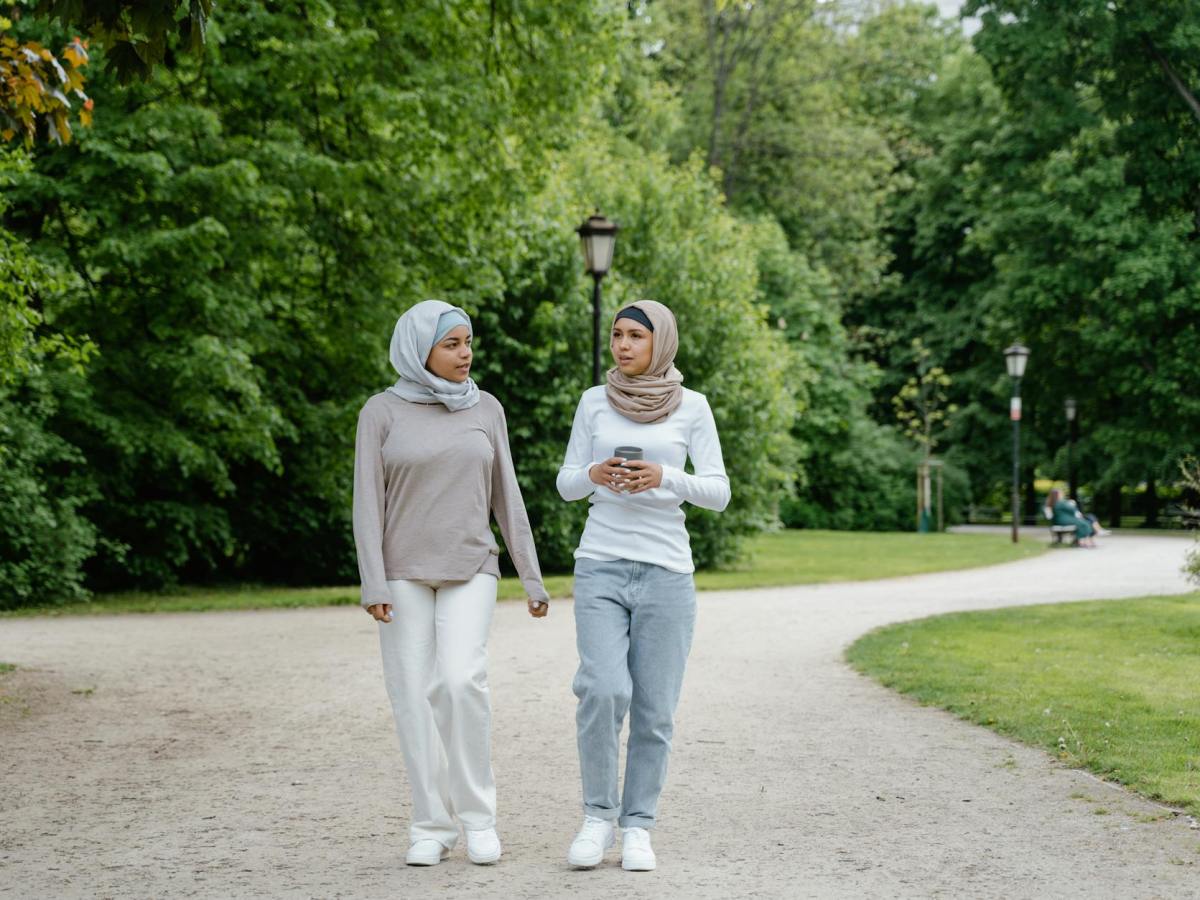 Forget 10,000 Steps: Walking for Sanity, Health, and Real-Life&nbsp;Balance